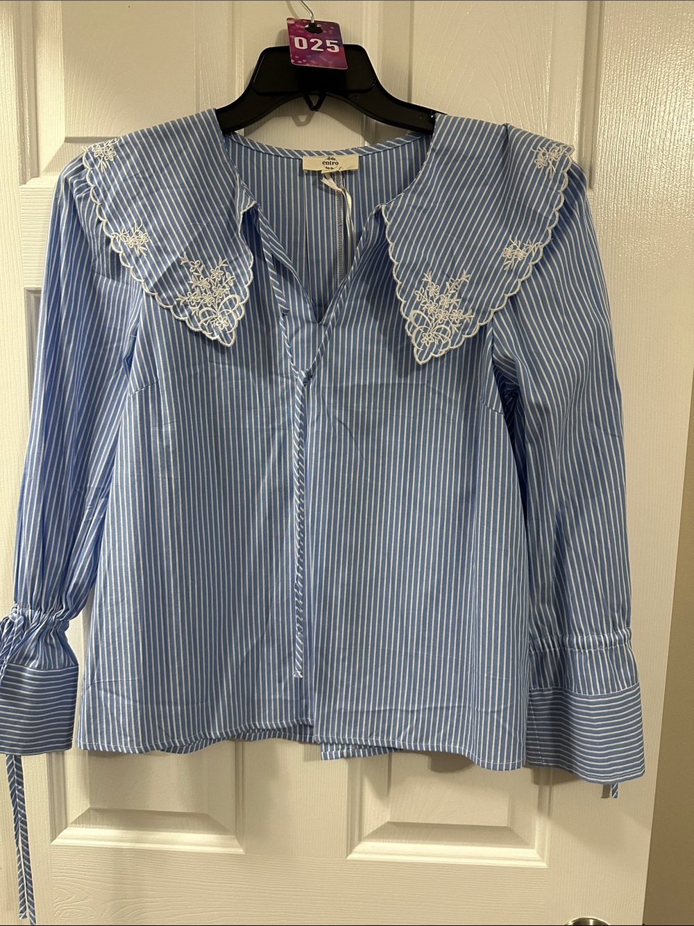 entro Blue & White Striped Embroidered Collar Button-Up Shirt